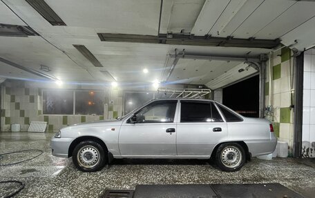 Daewoo Nexia I рестайлинг, 2010 год, 350 000 рублей, 2 фотография