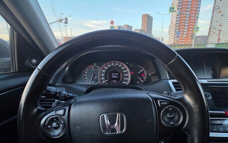 Honda Accord IX рестайлинг, 2013 год, 1 700 000 рублей, 10 фотография
