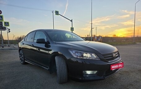 Honda Accord IX рестайлинг, 2013 год, 1 700 000 рублей, 8 фотография