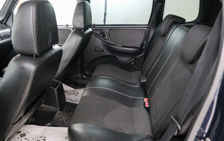 Chevrolet Niva I рестайлинг, 2012 год, 599 000 рублей, 21 фотография