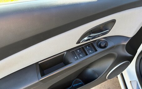 Chevrolet Cruze II, 2014 год, 825 000 рублей, 6 фотография