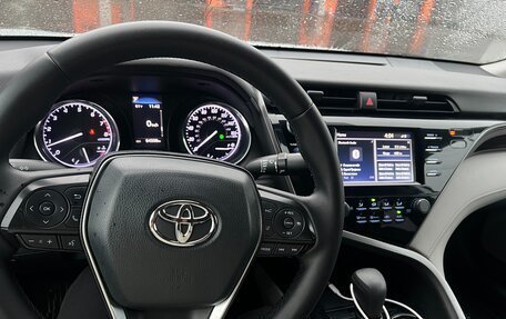 Toyota Camry, 2019 год, 2 500 000 рублей, 14 фотография