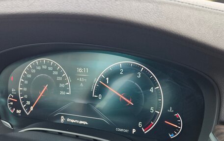 BMW 5 серия, 2019 год, 4 740 000 рублей, 15 фотография