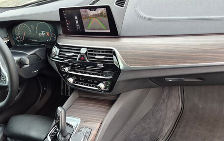 BMW 5 серия, 2019 год, 4 740 000 рублей, 17 фотография