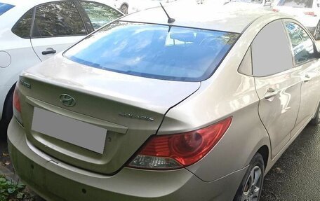 Hyundai Solaris II рестайлинг, 2011 год, 544 000 рублей, 6 фотография