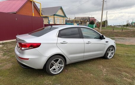 KIA Rio III рестайлинг, 2016 год, 1 297 200 рублей, 3 фотография
