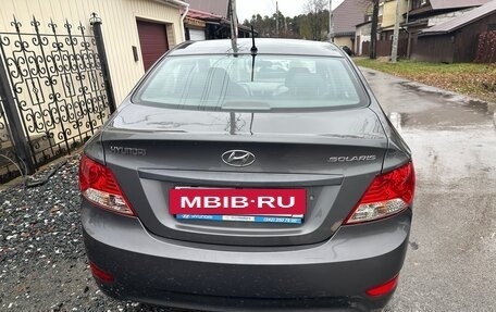 Hyundai Solaris II рестайлинг, 2011 год, 470 000 рублей, 2 фотография