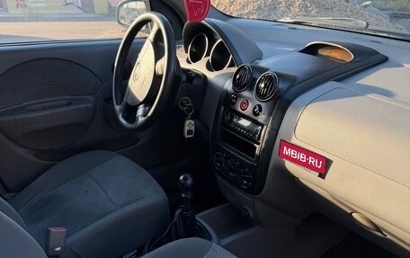 Chevrolet Aveo III, 2004 год, 260 000 рублей, 16 фотография