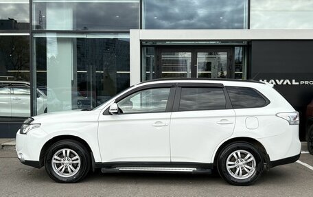 Mitsubishi Outlander III рестайлинг 3, 2013 год, 1 279 000 рублей, 8 фотография
