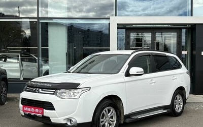 Mitsubishi Outlander III рестайлинг 3, 2013 год, 1 279 000 рублей, 1 фотография