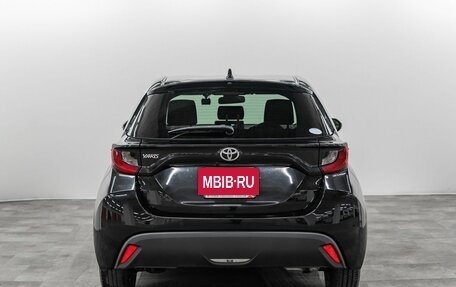 Toyota Yaris, 2020 год, 1 075 000 рублей, 5 фотография