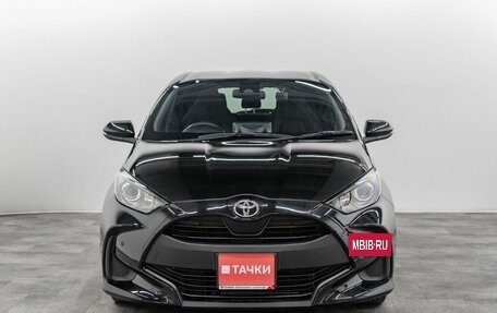 Toyota Yaris, 2020 год, 1 075 000 рублей, 3 фотография