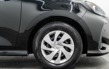Toyota Yaris, 2020 год, 1 075 000 рублей, 19 фотография