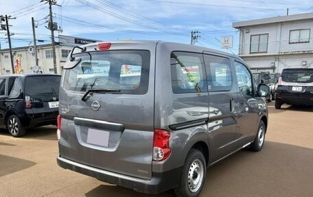 Nissan NV200, 2022 год, 1 350 700 рублей, 5 фотография