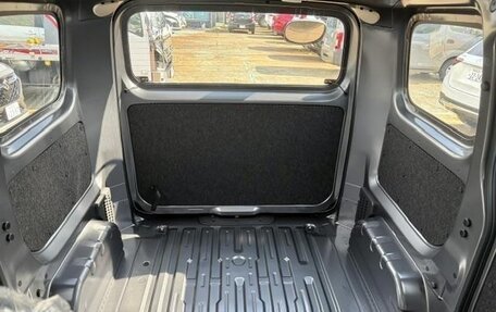 Nissan NV200, 2022 год, 1 350 700 рублей, 12 фотография