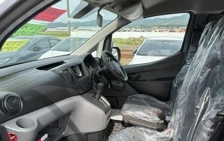 Nissan NV200, 2022 год, 1 350 700 рублей, 15 фотография