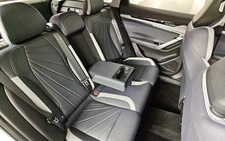 Geely Atlas, 2024 год, 3 379 000 рублей, 16 фотография