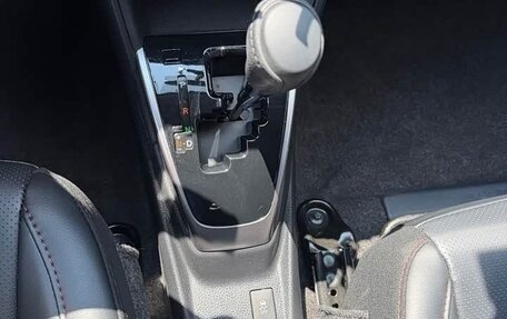 Toyota Yaris XP150 рестайлинг, 2023 год, 1 400 100 рублей, 6 фотография