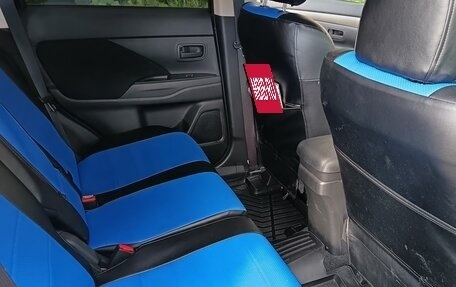 Mitsubishi Outlander III рестайлинг 3, 2016 год, 2 250 000 рублей, 11 фотография