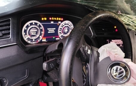 Volkswagen Tiguan II, 2017 год, 600 000 рублей, 21 фотография