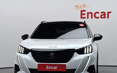 Peugeot 2008 II, 2022 год, 1 340 000 рублей, 3 фотография