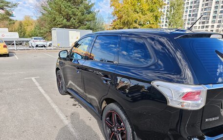 Mitsubishi Outlander III рестайлинг 3, 2013 год, 1 100 000 рублей, 5 фотография