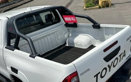 Toyota Hilux VIII, 2023 год, 4 499 000 рублей, 9 фотография