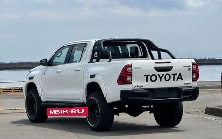 Toyota Hilux VIII, 2023 год, 4 499 000 рублей, 3 фотография