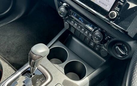 Toyota Hilux VIII, 2023 год, 4 499 000 рублей, 16 фотография