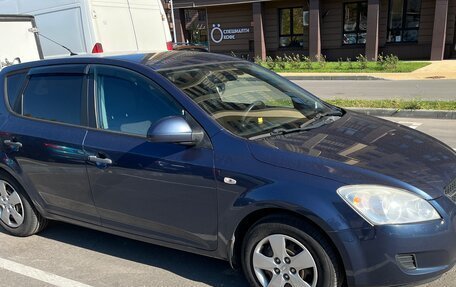 KIA cee'd I рестайлинг, 2009 год, 650 000 рублей, 2 фотография