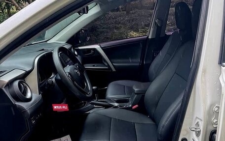 Toyota RAV4, 2016 год, 1 999 000 рублей, 9 фотография