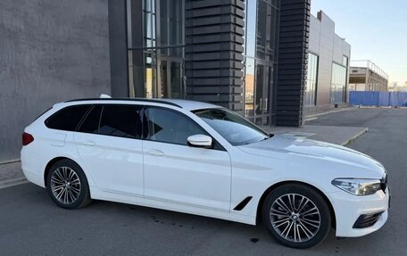 BMW 5 серия, 2018 год, 2 500 000 рублей, 3 фотография