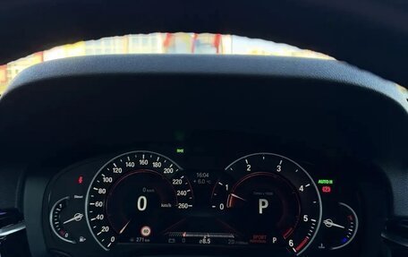 BMW 5 серия, 2018 год, 2 500 000 рублей, 16 фотография