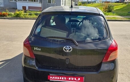 Toyota Vitz, 2006 год, 400 000 рублей, 2 фотография