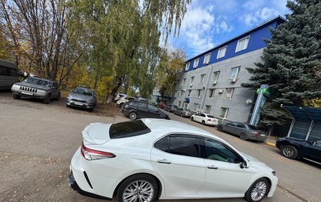 Toyota Camry, 2018 год, 3 400 000 рублей, 5 фотография