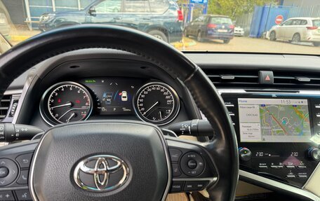 Toyota Camry, 2018 год, 3 400 000 рублей, 10 фотография