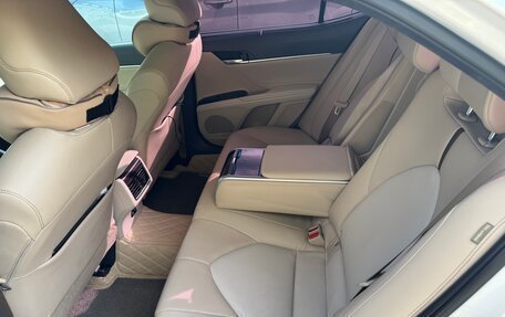 Toyota Camry, 2018 год, 3 400 000 рублей, 13 фотография