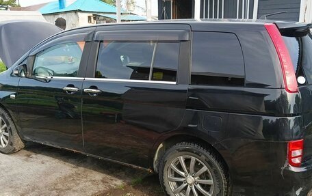 Toyota ISis I, 2008 год, 820 000 рублей, 3 фотография