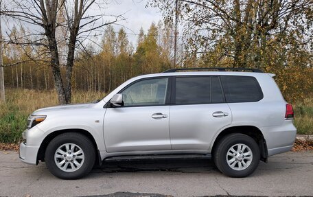Toyota Land Cruiser 200, 2008 год, 2 450 000 рублей, 3 фотография