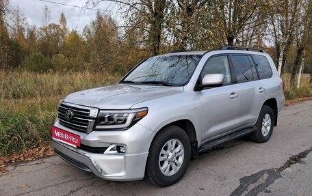 Toyota Land Cruiser 200, 2008 год, 2 450 000 рублей, 2 фотография