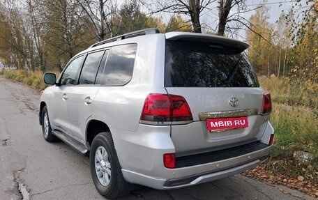 Toyota Land Cruiser 200, 2008 год, 2 450 000 рублей, 4 фотография