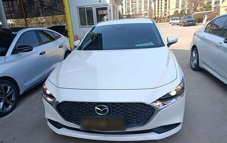Mazda 3, 2023 год, 1 790 000 рублей, 2 фотография