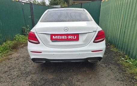Mercedes-Benz E-Класс, 2016 год, 2 800 000 рублей, 4 фотография