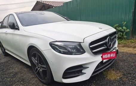 Mercedes-Benz E-Класс, 2016 год, 2 800 000 рублей, 2 фотография