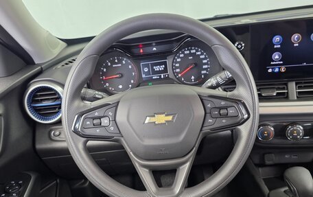 Chevrolet Trax, 2023 год, 1 817 000 рублей, 5 фотография