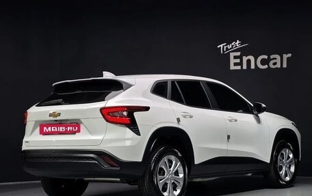 Chevrolet Trax, 2023 год, 1 817 000 рублей, 3 фотография