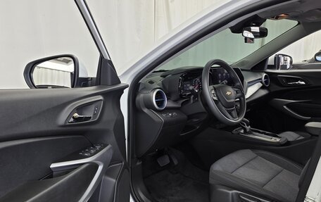 Chevrolet Trax, 2023 год, 1 817 000 рублей, 8 фотография