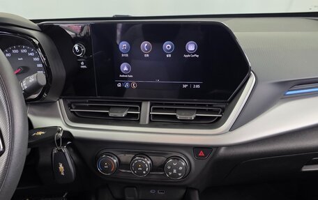 Chevrolet Trax, 2023 год, 1 817 000 рублей, 15 фотография