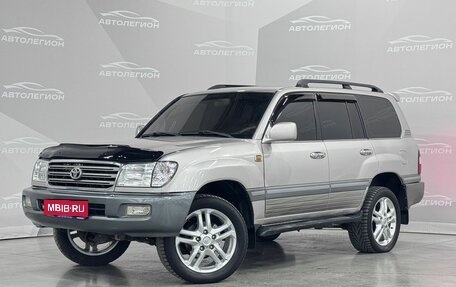 Toyota Land Cruiser 100 рестайлинг 2, 2004 год, 1 680 000 рублей, 1 фотография