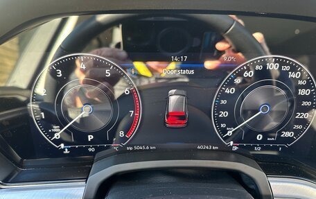 Volkswagen Touareg III, 2022 год, 7 450 000 рублей, 14 фотография